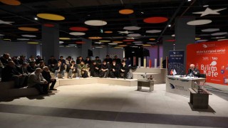 Rektör Sözbir Bilim Kafede uydu teknolojilerindeki milli vizyonu anlattı