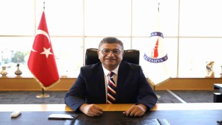 Rektör Süleyman Kızıltoprak: Milli ve manevi değerlerle dengelenmeyen teknoloji risk taşır