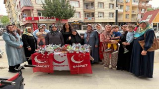 Saadetin Anneler Günü buluşmasına yoğun ilgi