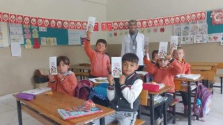 Sağlık ekipleri okul okul gezip hijyeni anlattı