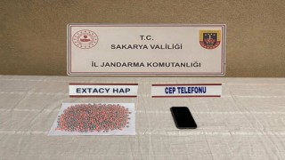 Sakaryada 3 ilçede uyuşturucu operasyonu: Evlerini uyuşturucu imalathanesine çevirmişler
