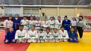 Salihlili judocular, Bilecikten madalyalarla döndü