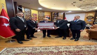 Samsun heyeti, MHP lideri ile buluştu