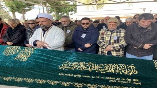 Sanatçı Tülay Özer son yolculuğuna uğurlandı