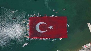Sapanca Gölünde tüyleri diken diken eden görsel şölen