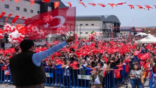 Şehitkamilde 15 bin kişilik dev konser