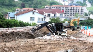 Selahattin Eyyubi Caddesinde 2. etap yol yapım çalışmaları başladı