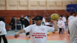 Sivasta özel gereksinimli bireyler sporla buluştu