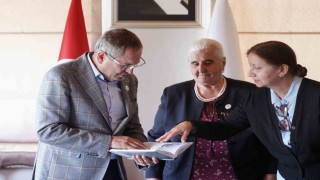 Srebrenitsa anneleri Ayvalıkta
