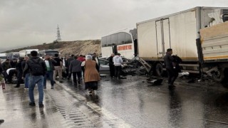 TAG Otoyolunda zincirleme trafik kazası: 1i ağır 5 yaralı