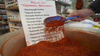 Tarifini kendi buldu, 29 yıldır aynı baharatı satıyor