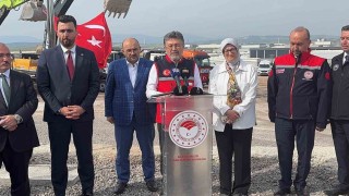 Tarım ve Orman Bakanı Yumaklıdan Gönen Sera OSBye ziyaret
