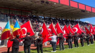 Tavşanlıda 19 Mayıs Atatürkü Anma, Gençlik ve Spor Bayramı görkemli  törenlerle kutlandı