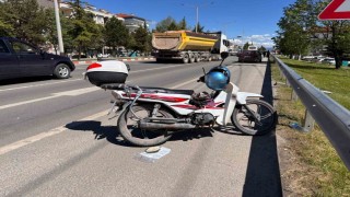 Tavşanlıda otomobil motosiklete çarptı: 1 ağır yaralı