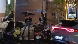 Tekirdağda gece saatlerinde sağanak yağış etkili oldu