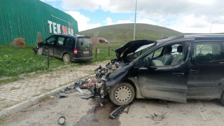 Tekmanda trafik kazası: 6 yaralı