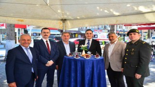 Termede geleneksel bayramlaşma töreni