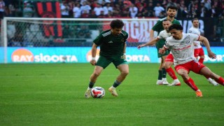 Trendyol 1. Lig Play-Off Final: Esenler Erokspor: 0 - Çorum FK: 1 (İlk yarı)
