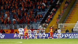 Trendyol Süper Lig: Kasımpaşa: 1 - Galatasaray: 0 (İlk yarı)