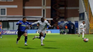 Trendyol Süper Lig: Kasımpaşa: 1 - Kocaelispor: 1 (İlk yarı)