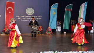 Türk Dünyasının renkleri Balıkesirde sahneye taşındı