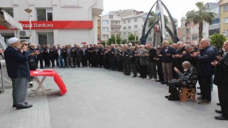 Türkelide hacı adaylarına duygusal uğurlama