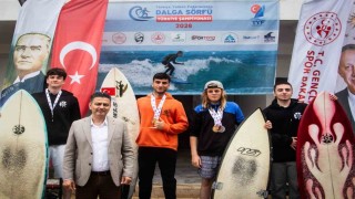 Türkiye Dalga Sörfü Şampiyonası Samandağda tamamlandı
