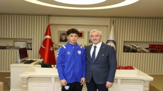 U17 Avrupa Şampiyonasında Muhammed Gölhadan gümüş madalya
