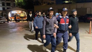 Ülkeye kaçak yollarla giren 7 şahıs yakalandı