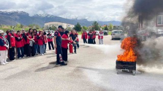 Uluslararası Damla Gönüllülerine yangın eğitimi verildi