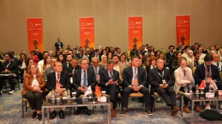 Uluslararası Peri-implantitis 2026 sempozyumu gerçekleştirildi