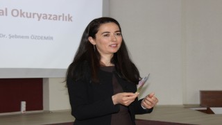 Üniversite öğrencilerine finansal okur yazarlık anlatıldı