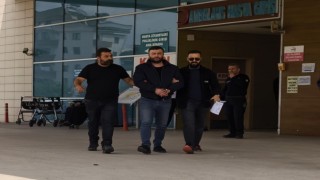 Uyuşturucu taciri kıskıvrak yakalandı