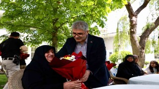 Vali Çelik, şehit annelerini ağırladı