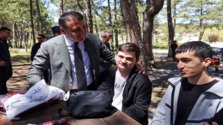 Vali Sözer, YKS öncesi öğrencilerle buluştu