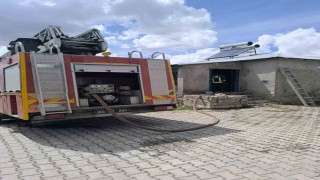 Vanda ev yangını