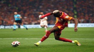 Victor Osimhen cezalı duruma düştü
