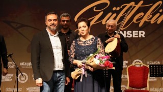 Yıldırımda türkü şöleni