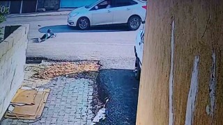 Yola fırlayan çocuk otomobilin çarpmasıyla metrelerce savruldu: O anlar kamerada