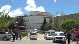 Yolun karşısına geçerken hafif ticari aracın çarptığı çocuk ağır yaralandı