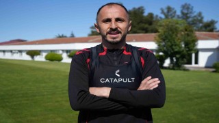 Zeki Yavru: Futbolu Samsunsporda bırakmak istiyorum