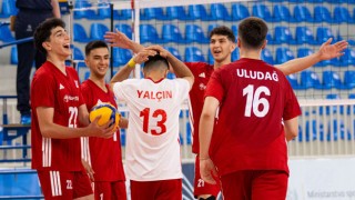 18 Yaş Altı Erkek Milli Voleybol Takımı Liderliğe Yükseldi