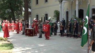 25 ülkeden öğrenciler aynı safta: Mehterle kültür köprüsü kurdular