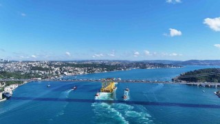 350 metrelik sondaj platformu iskelesi dron ile görüntülendi