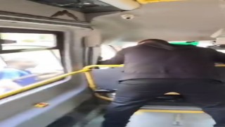5 TLlik eksik ödeme yüzünden minibüs karıştı