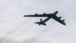 ABDde B-52 bombardıman uçağı düştü