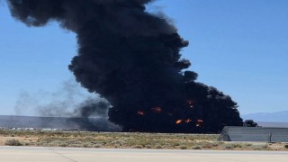 ABDye ait B-52 bombardıman uçağı kazasının ardından çekilen yeni görüntüler ortaya çıktı