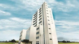 Acıbadem Hastanesinden usta sanatçı Kadir İnanırın vefatıyla ilgili açıklama