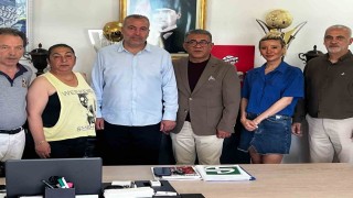 Adana Demirspora yerel basından 100 bin liralık destek