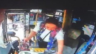 Adanada otobüs şoförünün parasını çalıp kaçtı